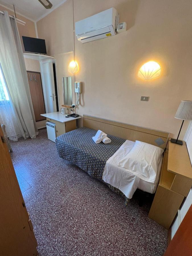 Hotel Aurora