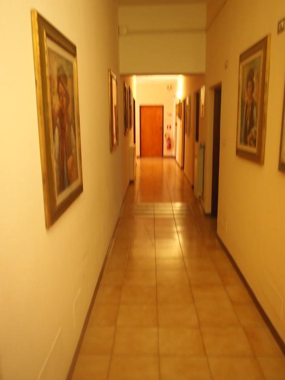 Hotel Aurora 3*